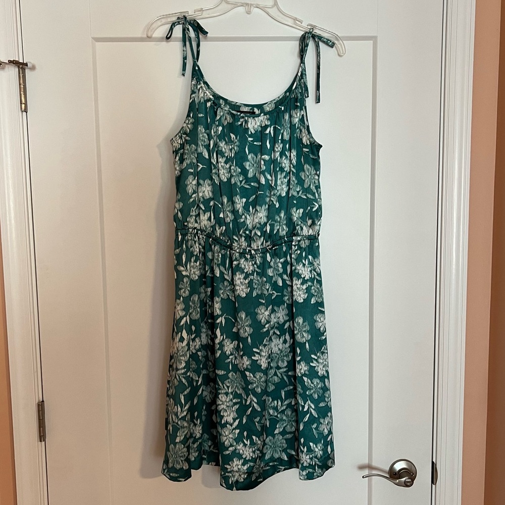 Banana Republic Factory Dress